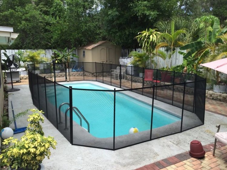 Using Natural Barriers to Enhance Pool Privacy